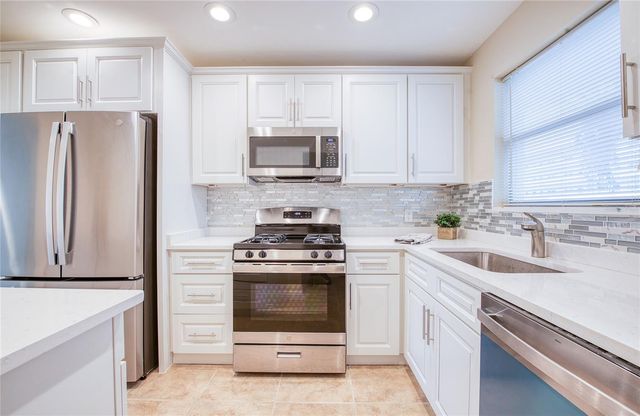 5940 30TH AVENUE S 115, Gulfport, FL 33707