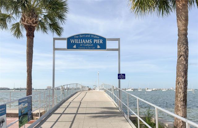 5940 30TH AVENUE S 115, Gulfport, FL 33707