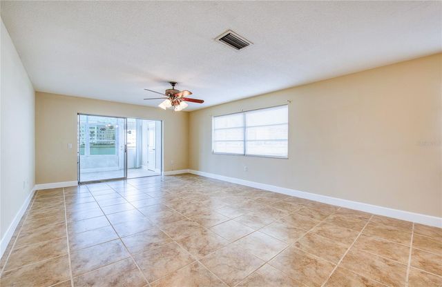5940 30TH AVENUE S 115, Gulfport, FL 33707