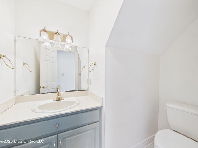 1068 Conley Circle, Ocean Springs, MS 39564