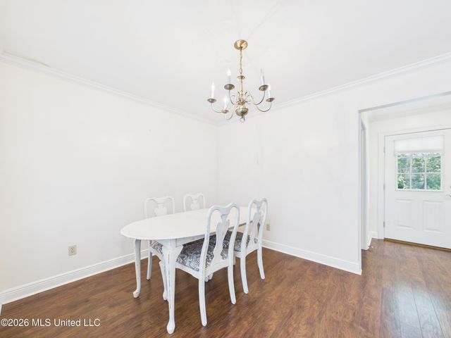 1068 Conley Circle, Ocean Springs, MS 39564
