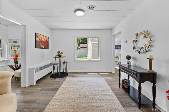 641 Gilman Street, Garden City, MI 48135