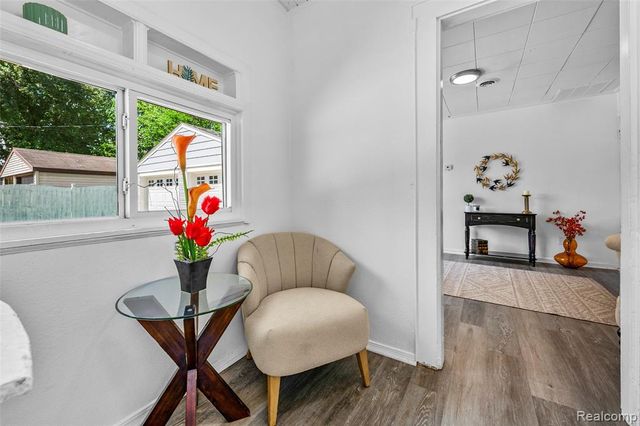 641 Gilman Street, Garden City, MI 48135