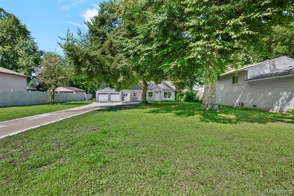 641 Gilman Street, Garden City, MI 48135