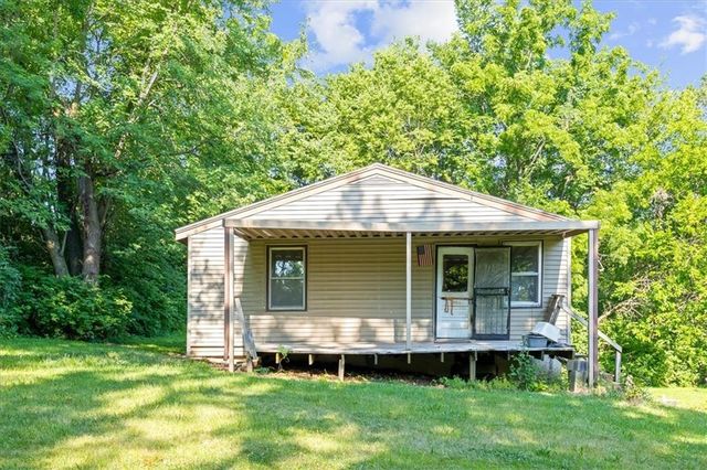 7102 E 55th Street, Kansas City, MO 64129