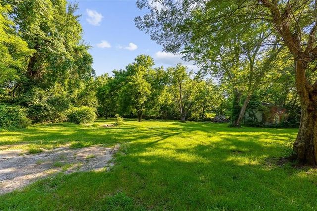7102 E 55th Street, Kansas City, MO 64129