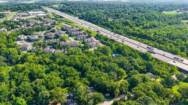 7102 E 55th Street, Kansas City, MO 64129