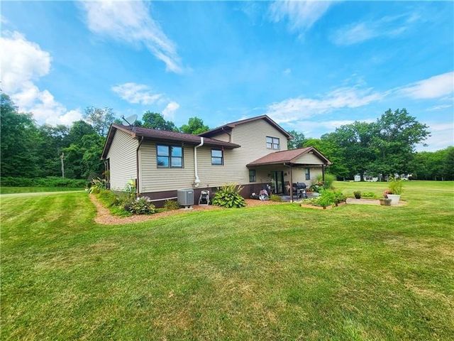 130 James Cir, North Beaver Twp, PA 16102