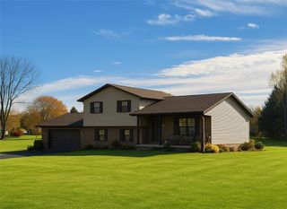 130 James Cir, North Beaver Twp, PA 16102