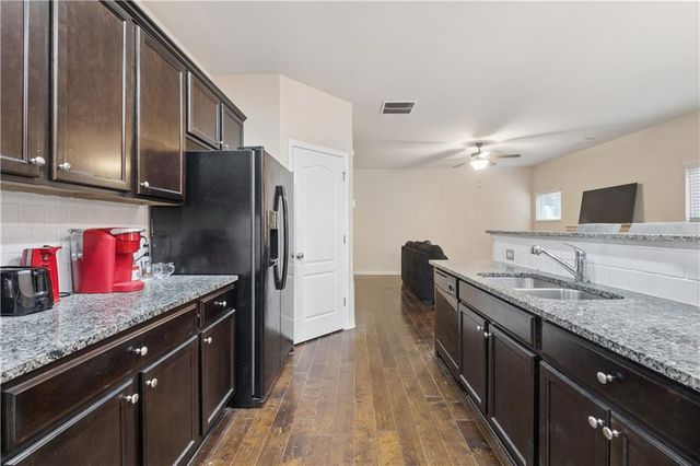 2889 Cooper Brook Drive, Snellville, GA 30078