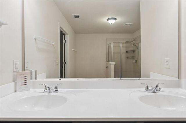 2889 Cooper Brook Drive, Snellville, GA 30078