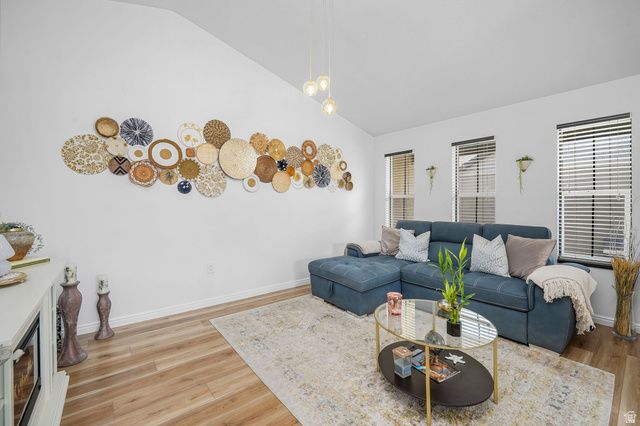 1022 W ALLINGTON DR, North Salt Lake, UT 84054