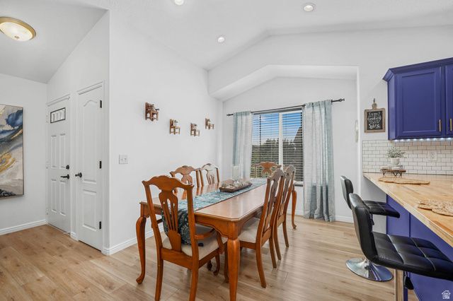 1022 W ALLINGTON DR, North Salt Lake, UT 84054