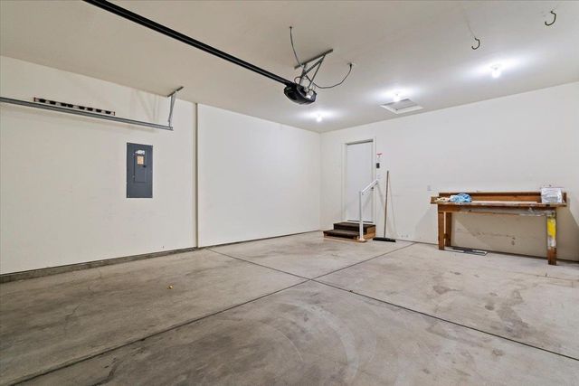 1714 S Newer Ln, Veradale, WA 99037