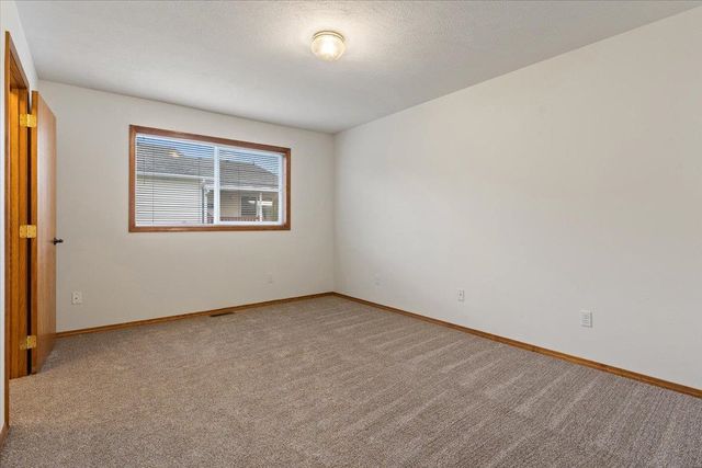 1714 S Newer Ln, Veradale, WA 99037