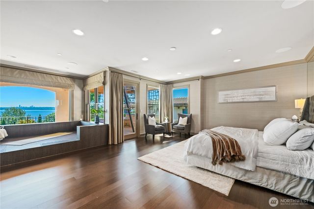 435 8th Avenue W, Kirkland, WA 98033