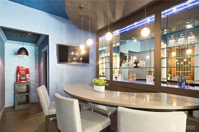 435 8th Avenue W, Kirkland, WA 98033