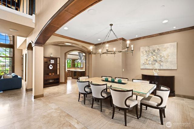 435 8th Avenue W, Kirkland, WA 98033