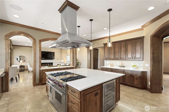 435 8th Avenue W, Kirkland, WA 98033