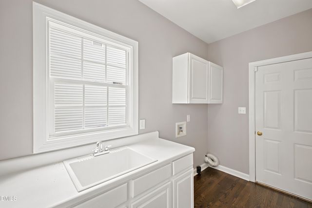 406 Cricketfield Lane, Cary, NC 27518