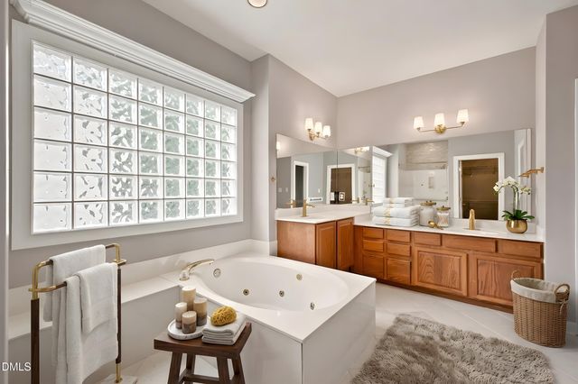 406 Cricketfield Lane, Cary, NC 27518