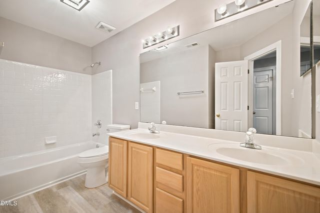 406 Cricketfield Lane, Cary, NC 27518