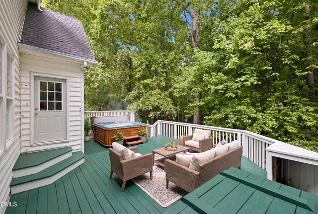 406 Cricketfield Lane, Cary, NC 27518