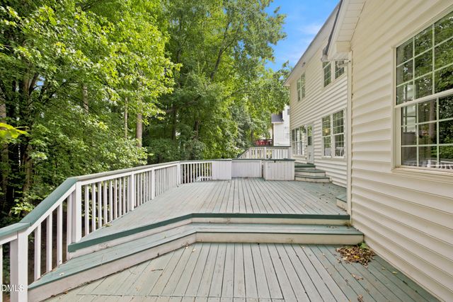 406 Cricketfield Lane, Cary, NC 27518