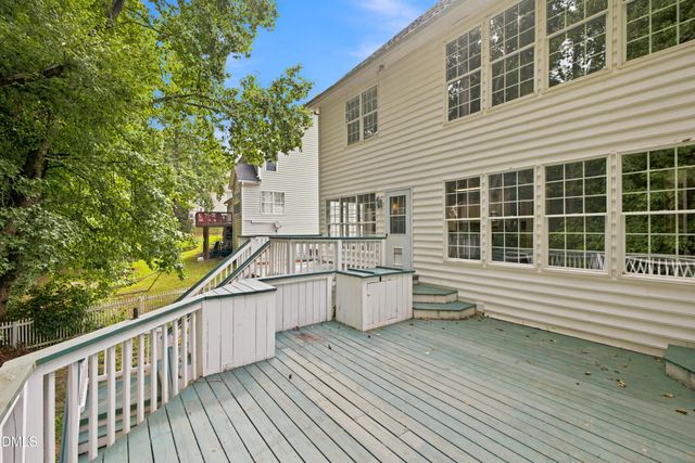 406 Cricketfield Lane, Cary, NC 27518