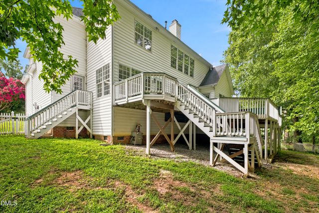 406 Cricketfield Lane, Cary, NC 27518
