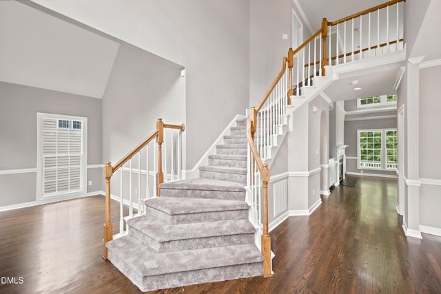 406 Cricketfield Lane, Cary, NC 27518