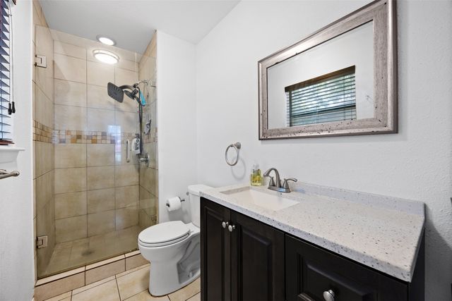 2010 Warwick Drive, Arlington, TX 76015