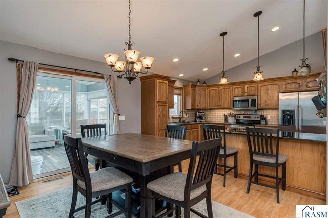 100 La Costa Lane, Mankato, MN 56001