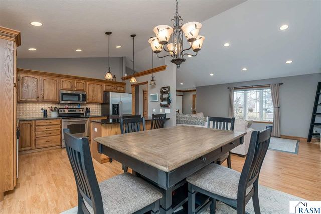 100 La Costa Lane, Mankato, MN 56001