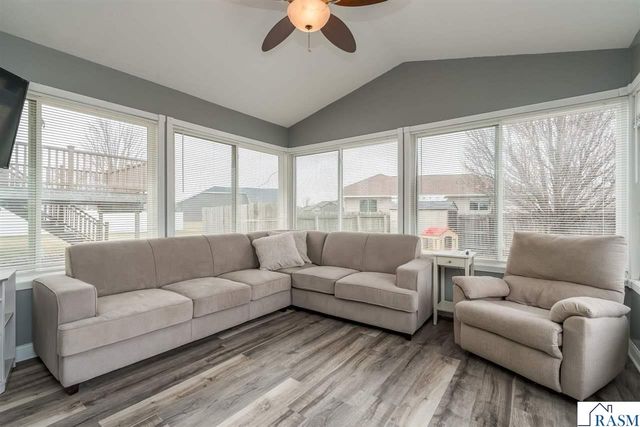 100 La Costa Lane, Mankato, MN 56001