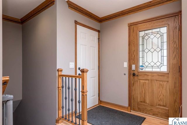 100 La Costa Lane, Mankato, MN 56001