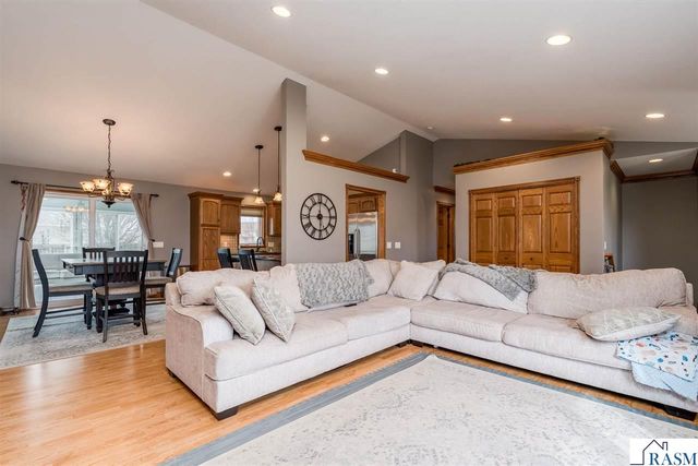 100 La Costa Lane, Mankato, MN 56001