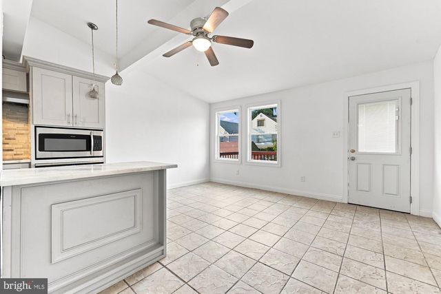 1135-37-37 OVERINGTON ST, Philadelphia, PA 19124