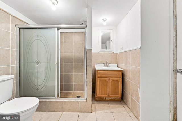 1135-37-37 OVERINGTON ST, Philadelphia, PA 19124