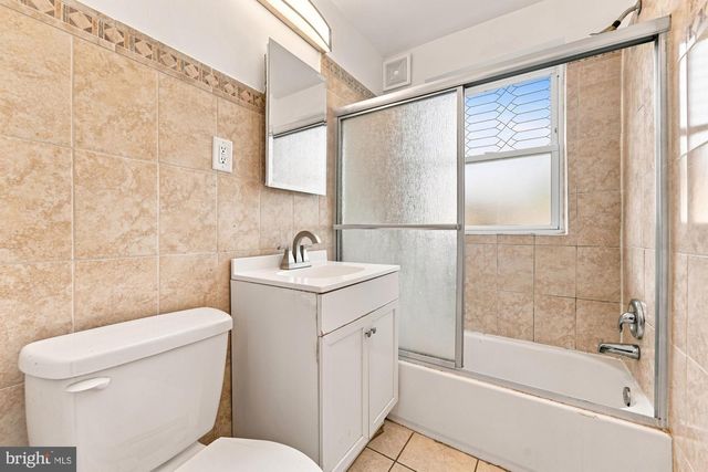 1135-37-37 OVERINGTON ST, Philadelphia, PA 19124