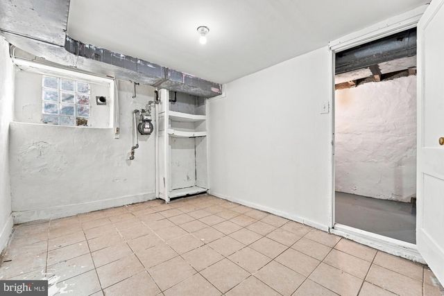 1135-37-37 OVERINGTON ST, Philadelphia, PA 19124