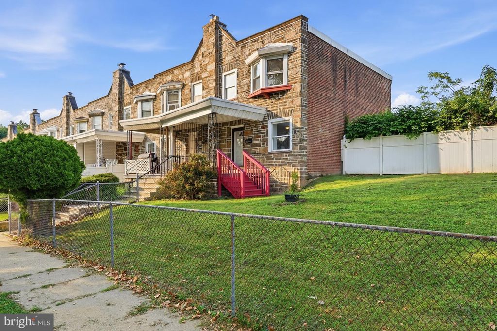 1135-37-37 OVERINGTON ST, Philadelphia, PA 19124