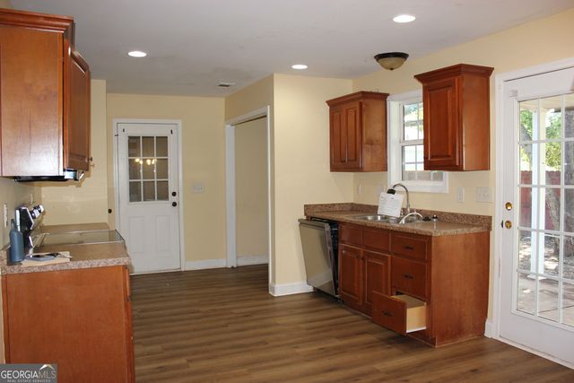 205 Gayla Court, Warner Robins, GA 31088