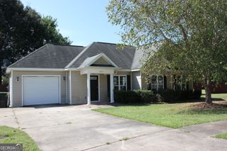 205 Gayla Court, Warner Robins, GA 31088