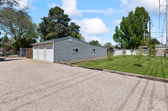 1255 S Cloverdale, Boise, ID 83709
