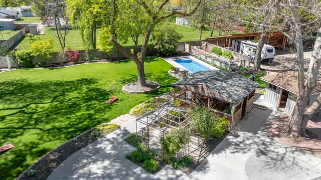1255 S Cloverdale, Boise, ID 83709