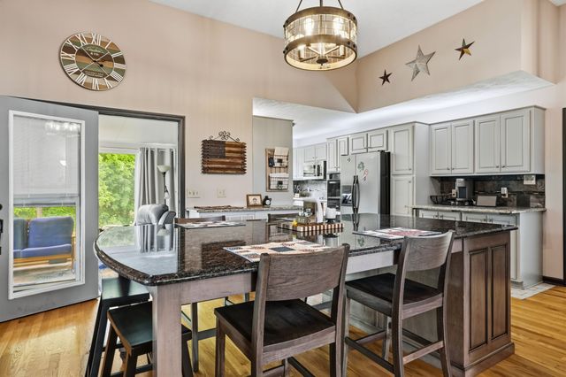 778 Fox Run Ln, Lafayette, TN 37083