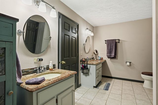 778 Fox Run Ln, Lafayette, TN 37083