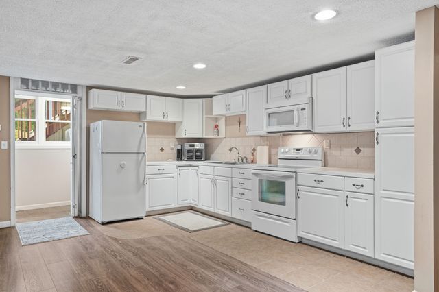 778 Fox Run Ln, Lafayette, TN 37083