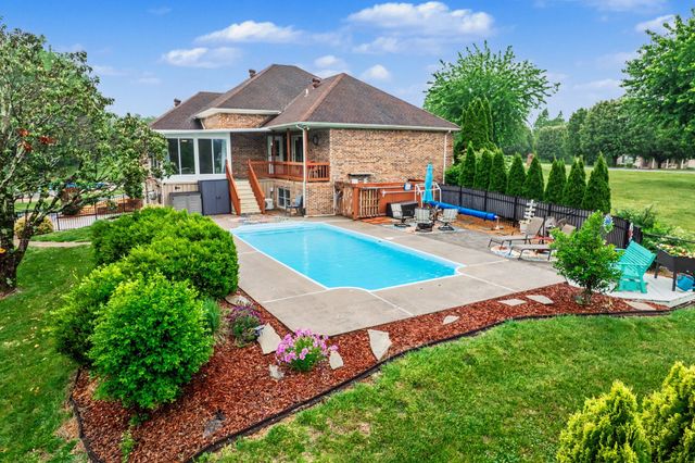 778 Fox Run Ln, Lafayette, TN 37083